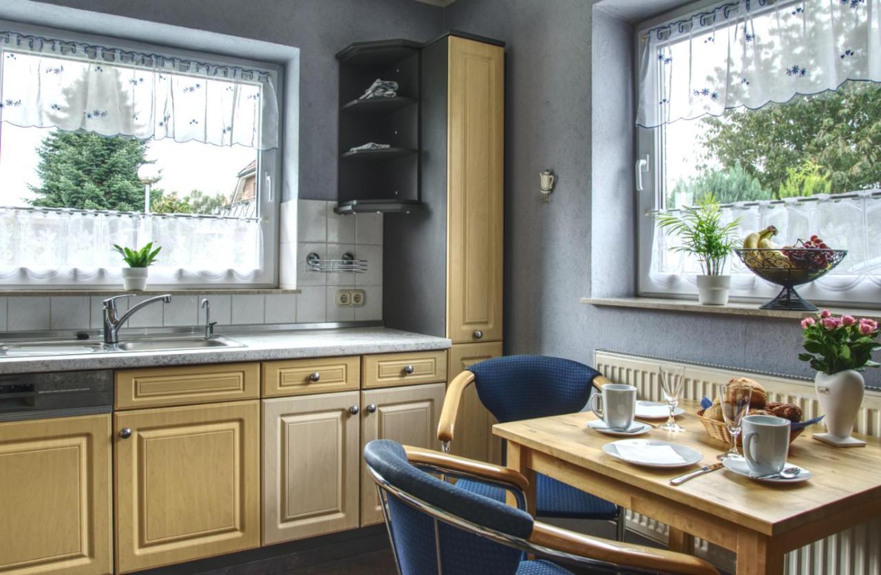 Ferienhaus Robbers Mit 3 Schlafzimmer Hatten Exterior photo